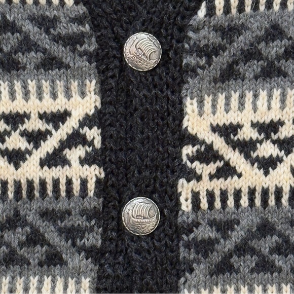 Vintage Black Gray Handmade 
Norwegian Geometric Wool Cardigan - Picture 5 of 11